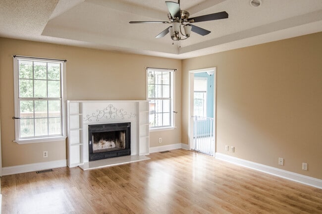 Foto del edificio - Pet Friendly Three Bedroom!