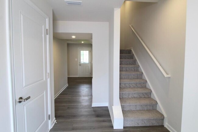 Building Photo - 34 Apple Wood Ln