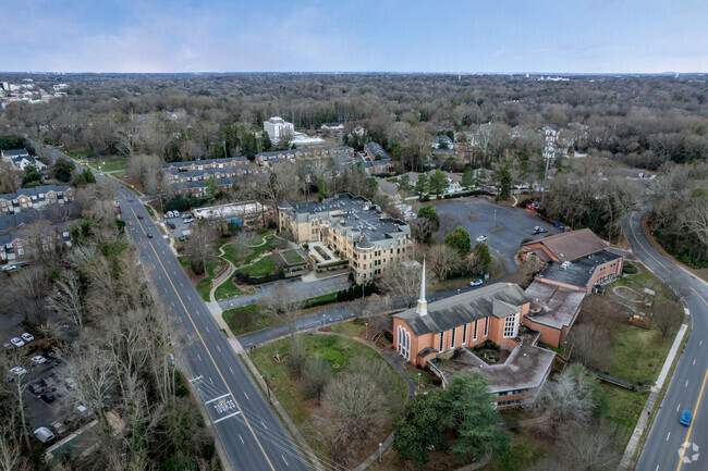 Aerial Photo - Parkwood Knoll