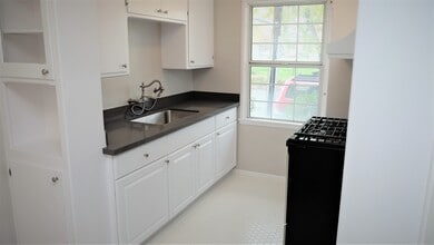 Building Photo - 14223 Sherman Way