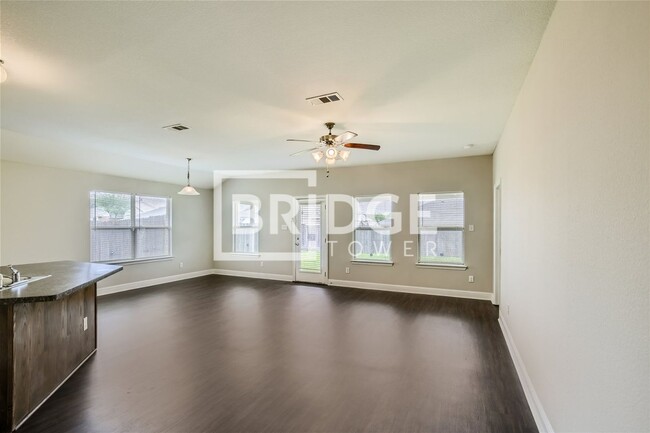 Building Photo - 918 Abigale Lane