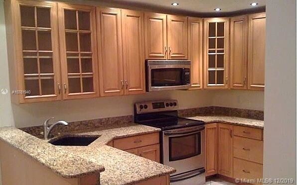 Building Photo - INTRACOASTAL POINT CONDO