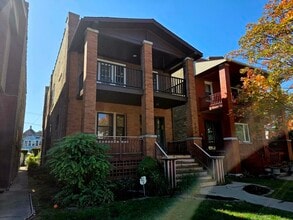 Building Photo - 4019 W Grace St
