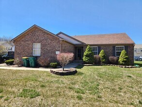 Building Photo - 7980 Amber Dr