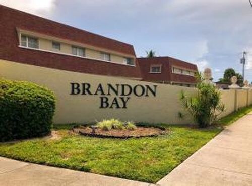 Foto del edificio - 985 Manor Dr