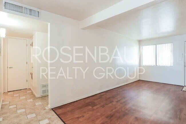 Building Photo - Charming 1-bedroom, 1-bath downstairs apar...