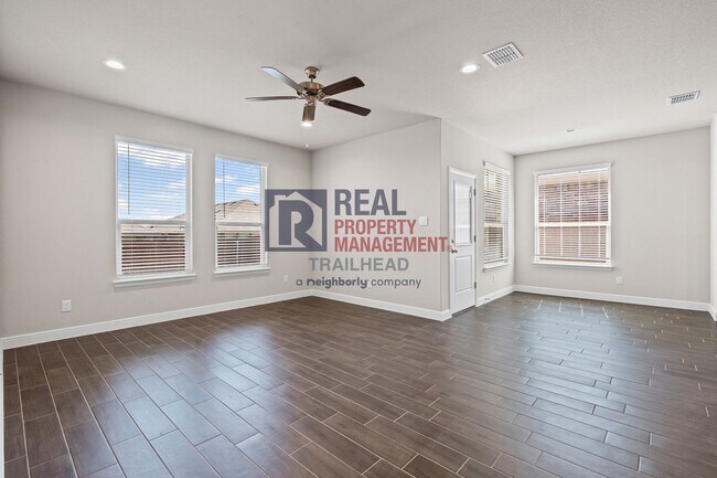 Building Photo - Charming 4-Bed / 2-Bath New Home — Spaciou...