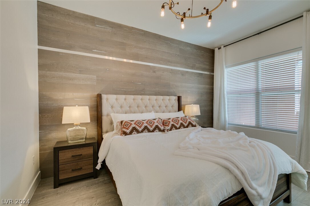 Foto principal - 50 E Serene Ave
