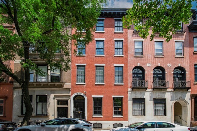 Building Photo - 1917 Spruce St