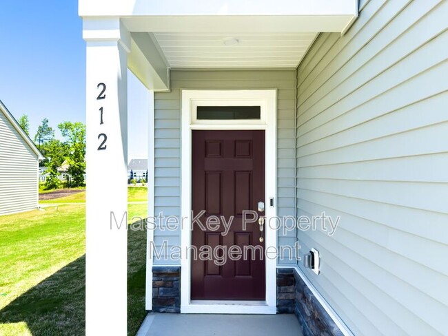 Foto del edificio - 212 Shingle Oak Rd