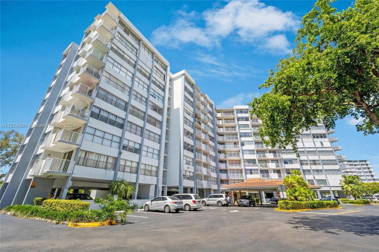 1300 NE Miami Gardens Dr Unit 510E, North Miami Beach, FL 33179 Condo for Rent in North Miami