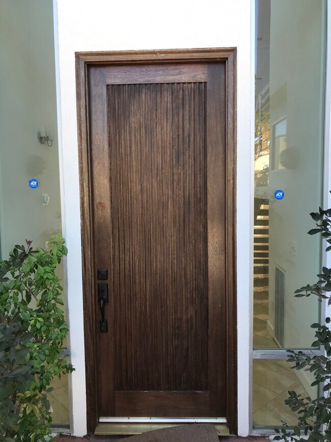 Foto del edificio - 3357 Moore St