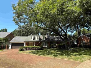 Building Photo - 289 Woodmont Dr