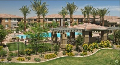 Building Photo - 7850 W McDowell Rd