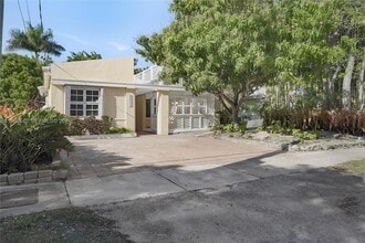 Building Photo - 1845 Daytonia Rd