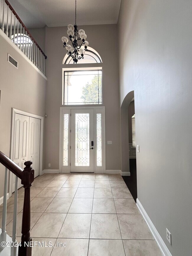 Foto del edificio - 13027 Highland Glen Way N