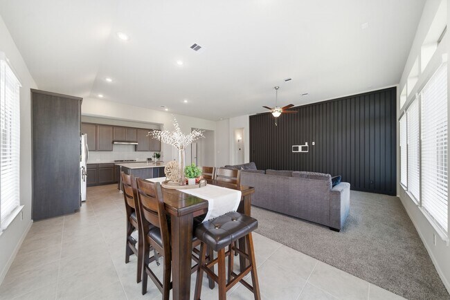 Foto del edificio - 13823 Paseo De La Paz Pl