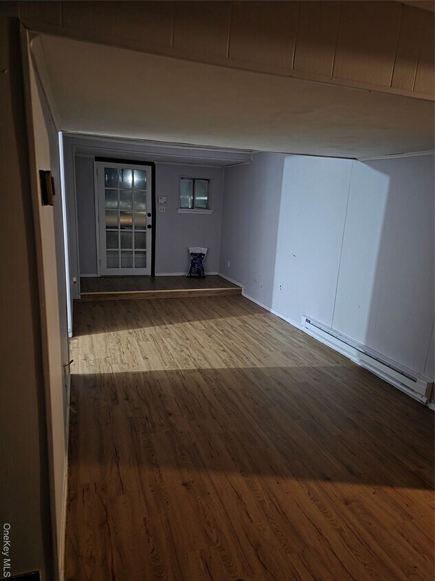 Foto del edificio - 4 Lauren Ave