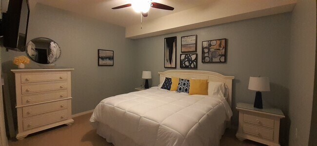 Foto del edificio - 8270 Pathfinder Loop