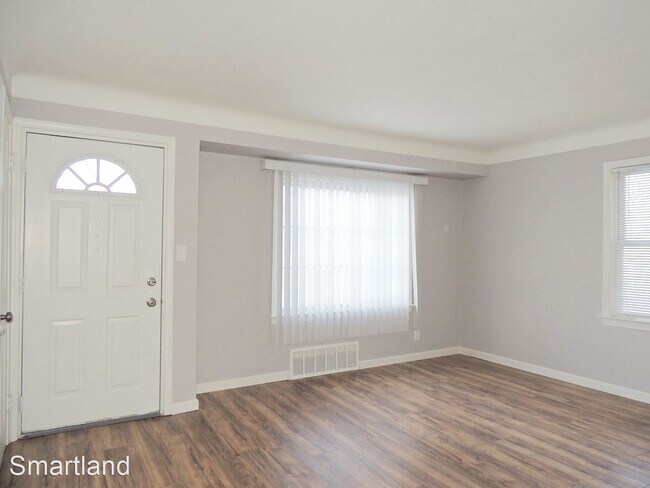 Building Photo - 3 br, 1 bath House - 21312 Hansen Road