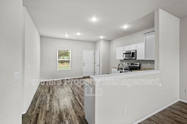 Building Photo - 2287 S Ouachita Dr