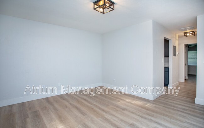 Building Photo - 6315 SW 13th St