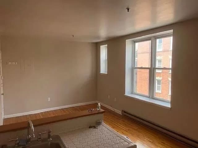 Foto del edificio - 533 Monroe St