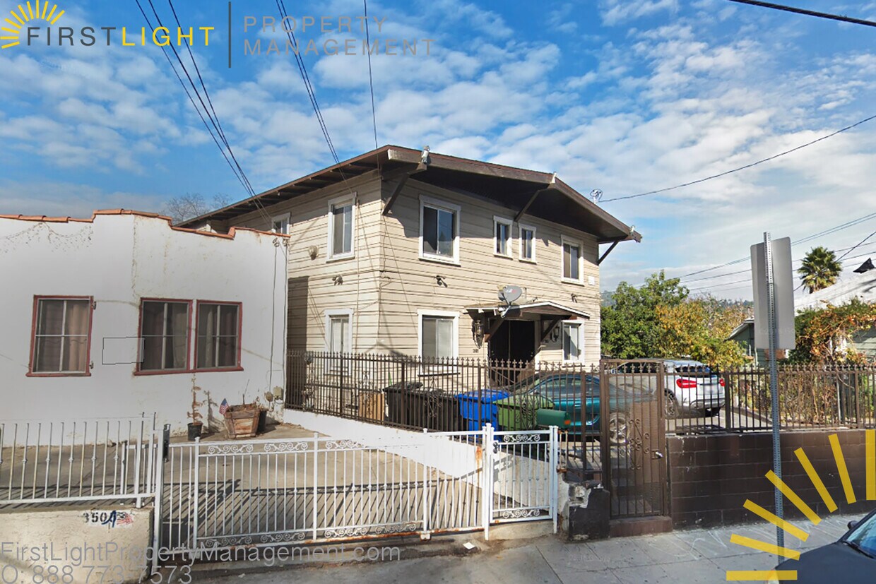 Foto del edificio - 3509 Griffin Ave