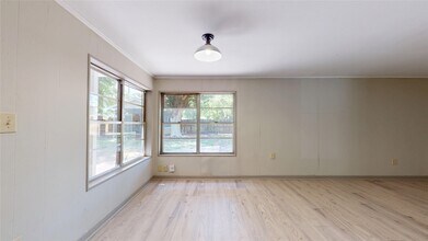 Building Photo - 1501 13th St N