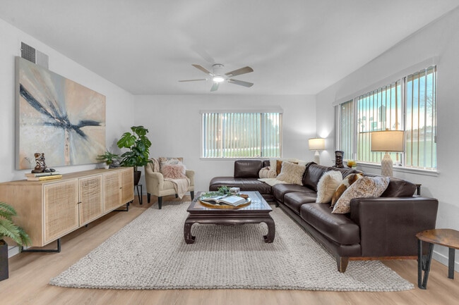 Building Photo - 72682 Thrush Rd