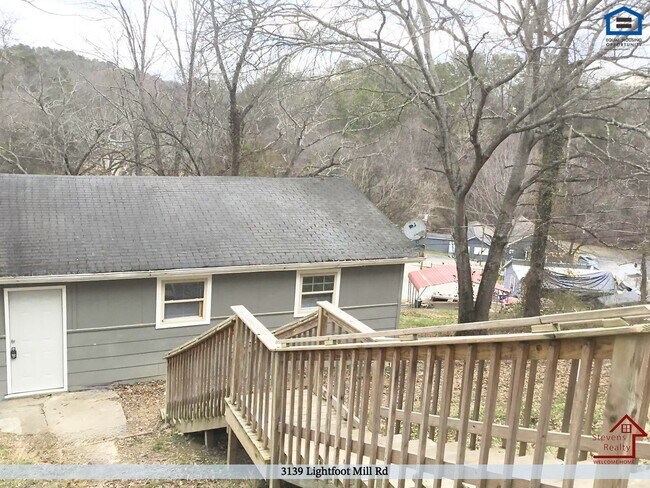 Foto del edificio - 3139 Lightfoot Mill Rd