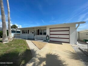 Building Photo - 125 Lynnhurst Dr
