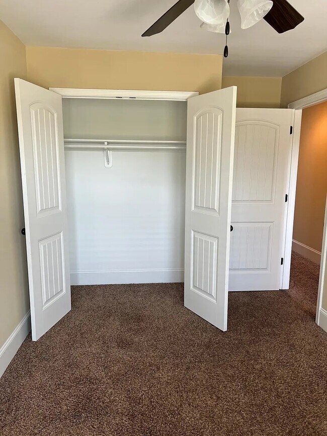 Foto del edificio - 1559 Craig St