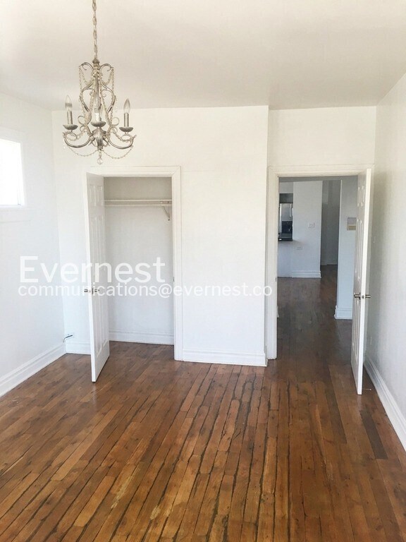 Foto del edificio - 3434 W McLean Ave