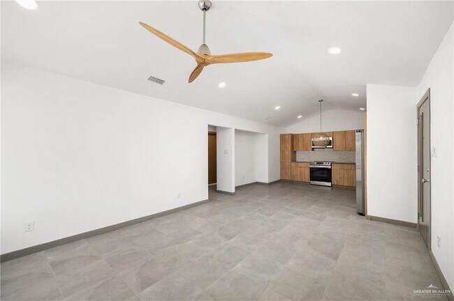 Foto del edificio - 1320 E Hibiscus Ave