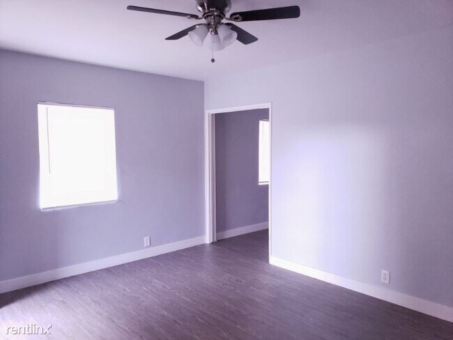 Foto del edificio - 2 br, 1 bath Apartment - 2590 E Carson St