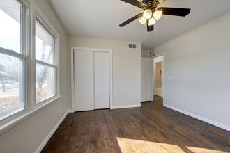 Building Photo - 2501 Ashley Dr