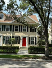 Building Photo - 262 Iris Dr