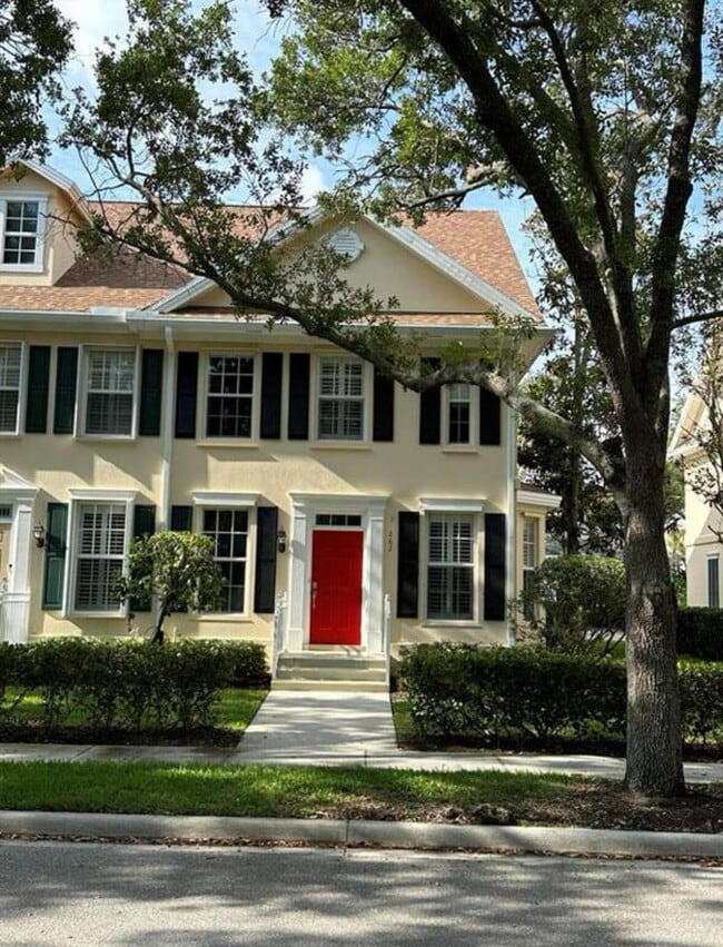 Building Photo - 262 Iris Dr