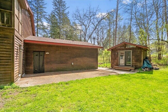 Building Photo - 14247 St Croix Trail N