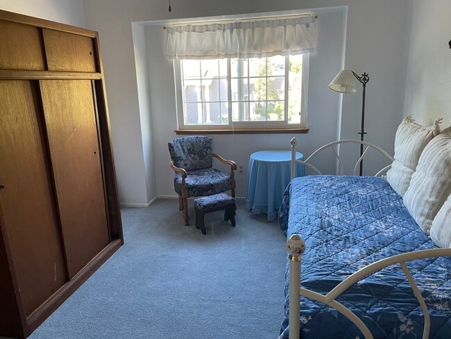 Foto del edificio - 2033 Silvercrest Dr