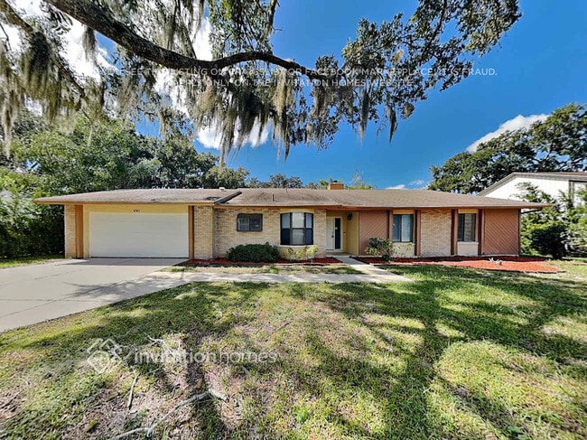 Building Photo - 8201 Helena Dr