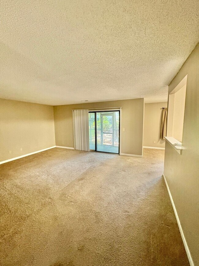 Foto del edificio - 1195 Village Creek Ln