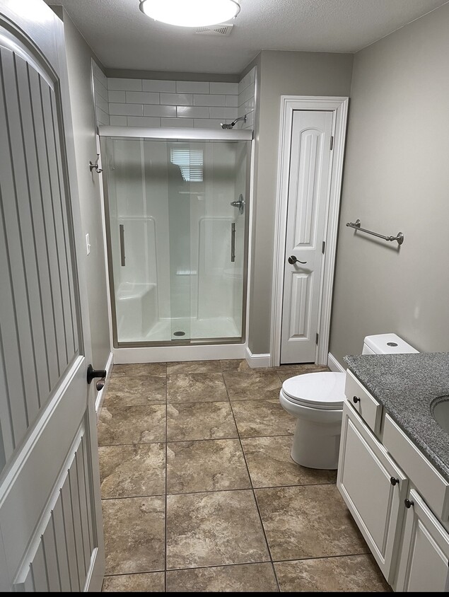 Large updated bathroom - 107 Washington St