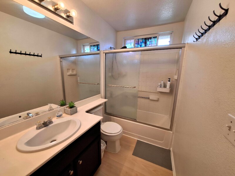 Foto del edificio - 48 Primrose Ct