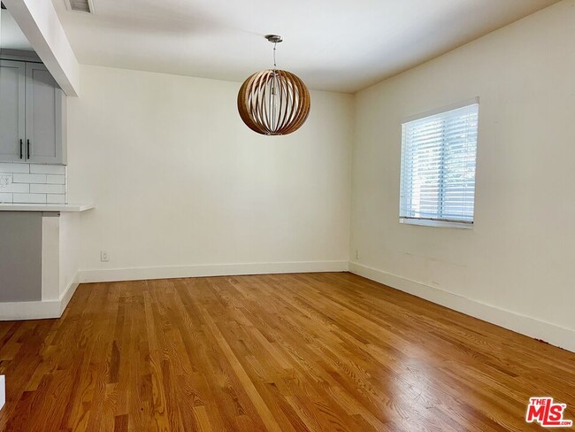 Foto del edificio - 2908 Glenhurst Ave