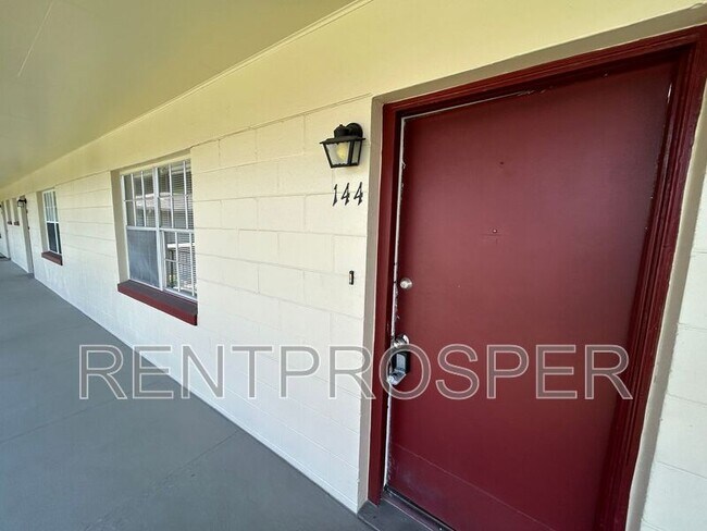 Foto del edificio - 5505 Hernandes Dr