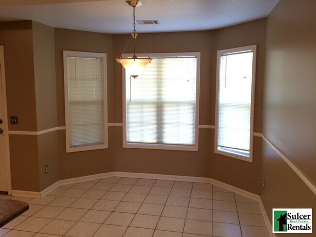 Building Photo - 4616 Lilly Cove