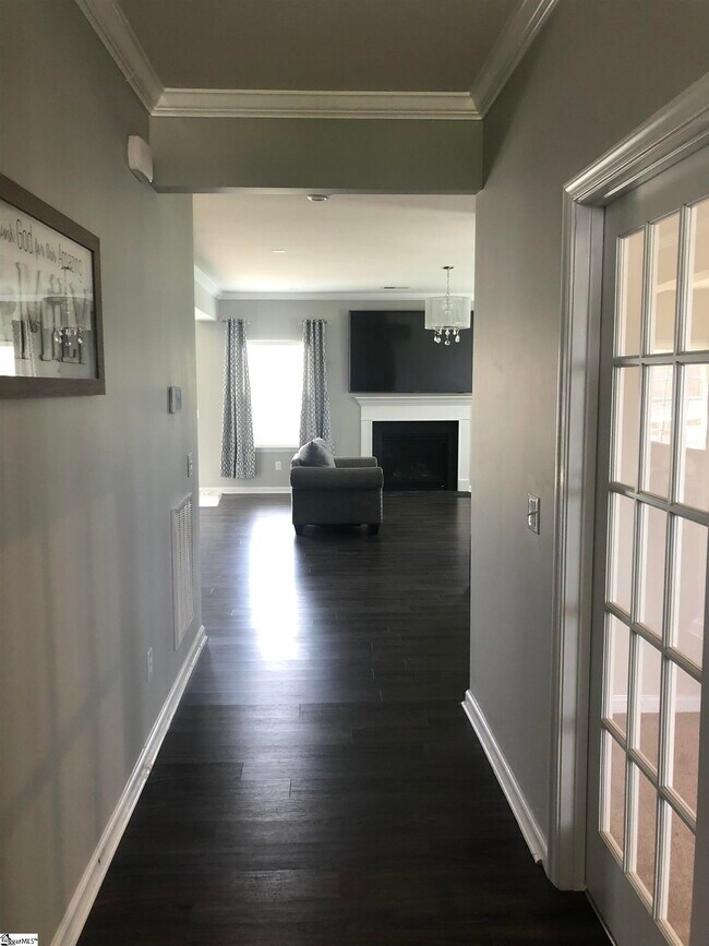 Foto del edificio - 755 Windward Ln