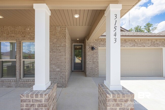 Building Photo - 31543 Lyon Rd